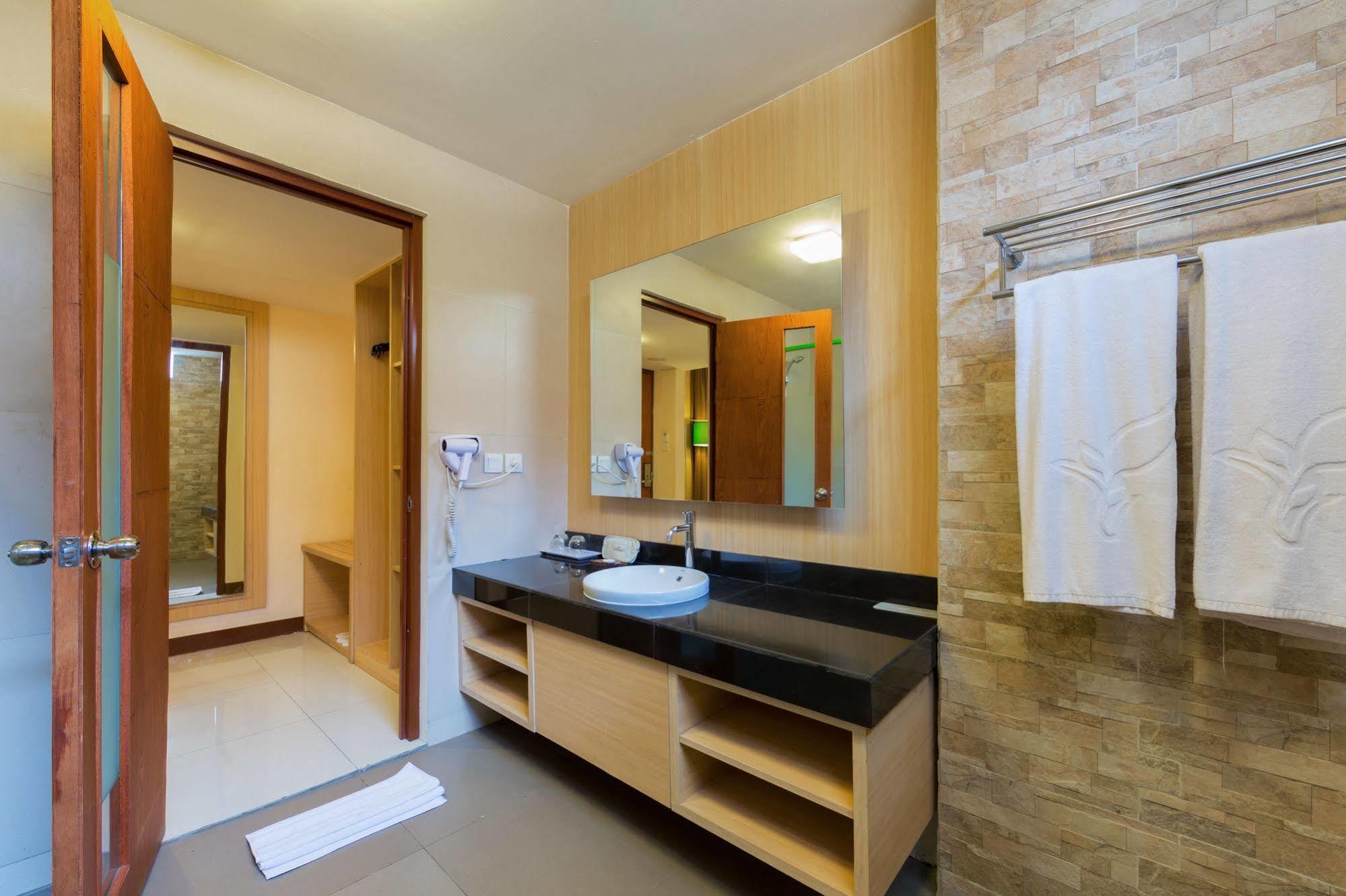 Vihan Suites Bali 꾸따 외부 사진